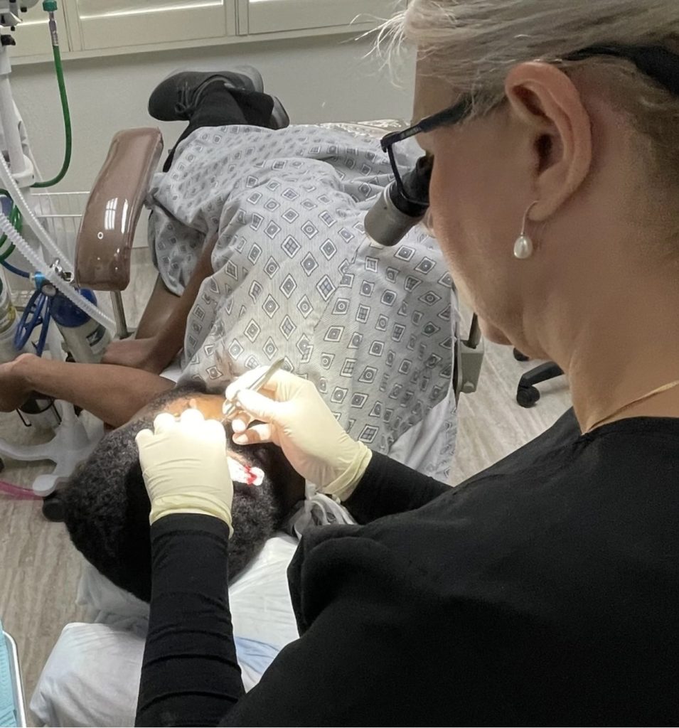 Dr Kelemen collecting grafts harvested with the WAW